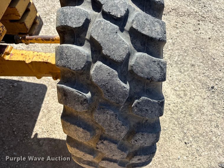 image for item EA4526 2000 Caterpillar 416C backhoe