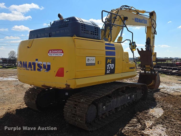 image for item EA5447 2021 Komatsu PC170LC-11 excavator