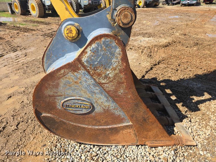 image for item EA5447 2021 Komatsu PC170LC-11 excavator