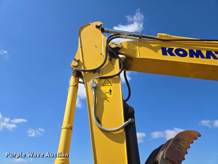 image for item EA5447 2021 Komatsu PC170LC-11 excavator