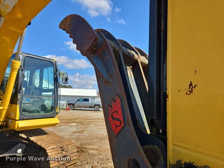 image for item EA5447 2021 Komatsu PC170LC-11 excavator