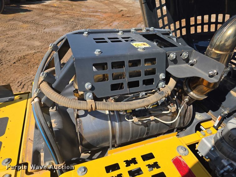 image for item EA5447 2021 Komatsu PC170LC-11 excavator