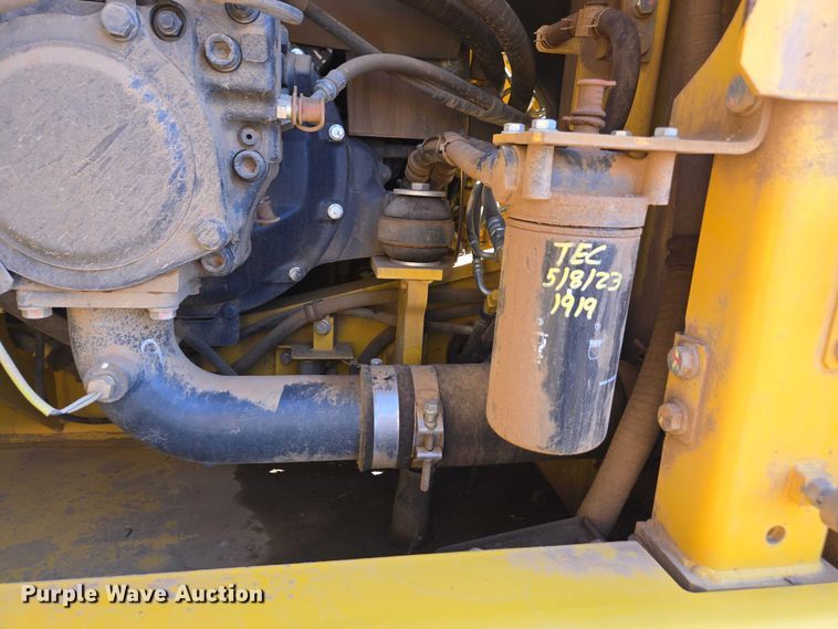 image for item EA5447 2021 Komatsu PC170LC-11 excavator