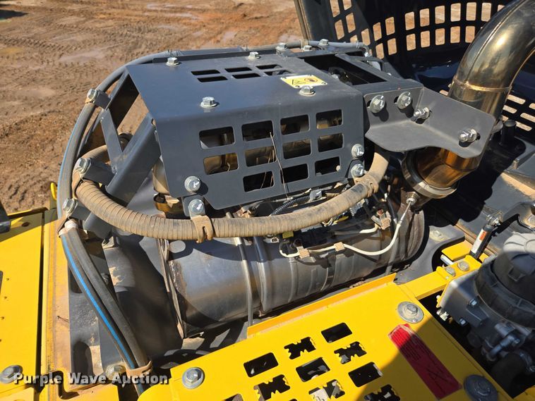 image for item EA5447 2021 Komatsu PC170LC-11 excavator