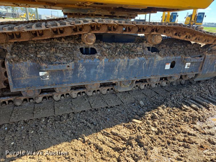 image for item EA5447 2021 Komatsu PC170LC-11 excavator