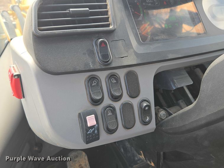 image for item EA5448 2021 Komatsu W320-8 wheel loader