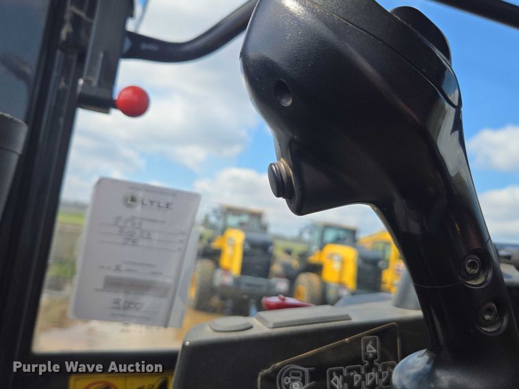 image for item EA5448 2021 Komatsu W320-8 wheel loader