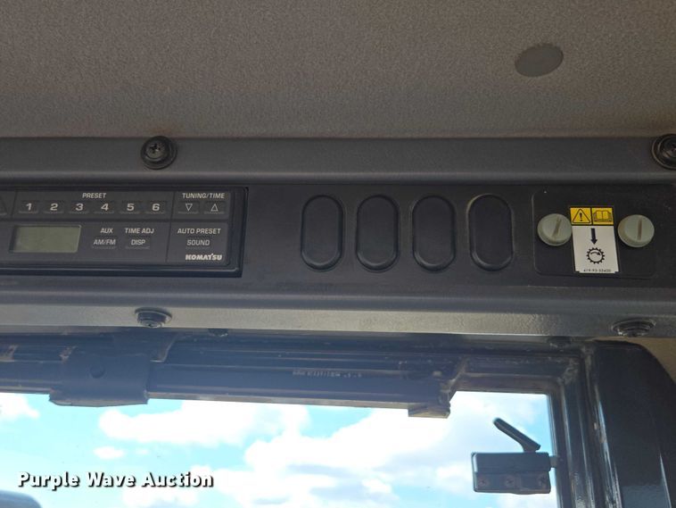 image for item EA5448 2021 Komatsu W320-8 wheel loader