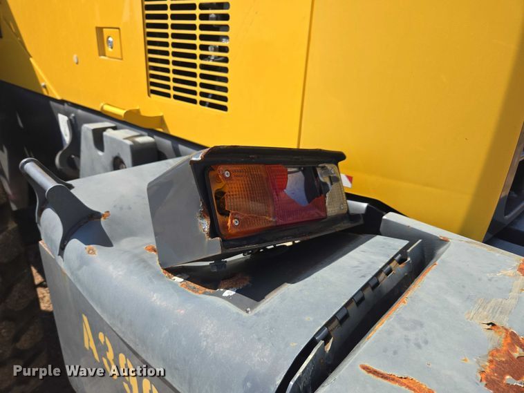 image for item EA5449 2021 Komatsu WA320-8 wheel loader