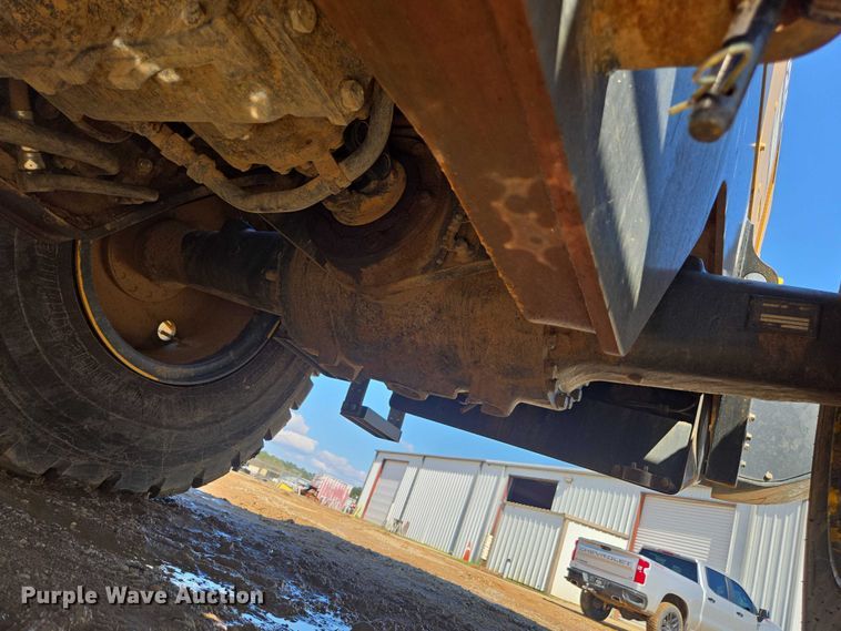 image for item EA5450 2022 Komatsu WA320-8 wheel loader