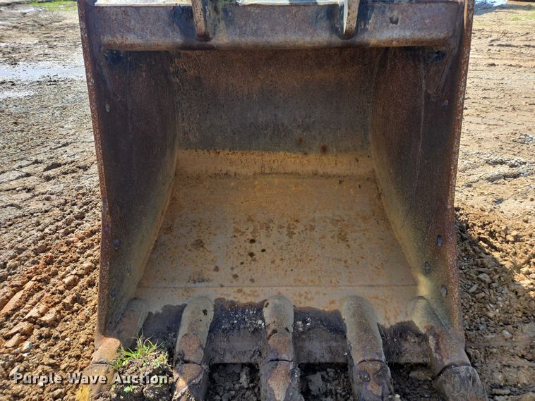 image for item EA5451 2021 Komatsu PC170LC-11 excavator