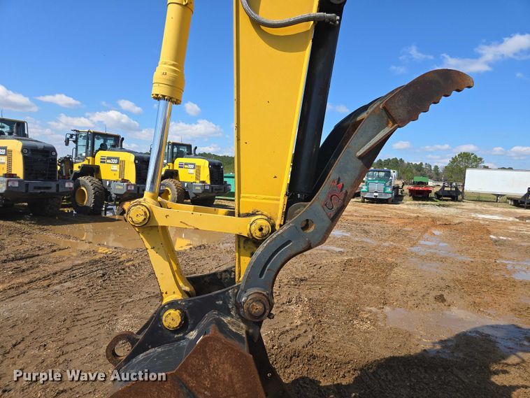 image for item EA5451 2021 Komatsu PC170LC-11 excavator