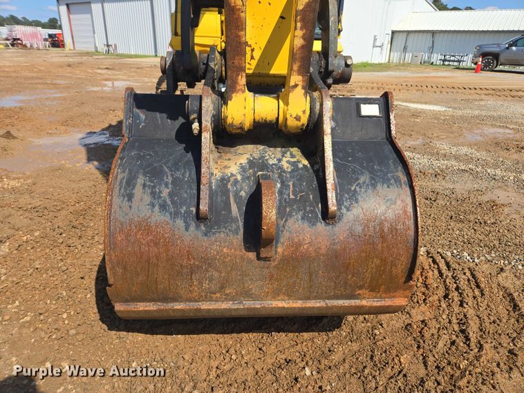 image for item EA5451 2021 Komatsu PC170LC-11 excavator