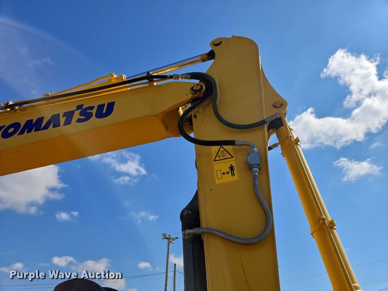 image for item EA5451 2021 Komatsu PC170LC-11 excavator