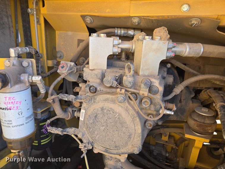 image for item EA5451 2021 Komatsu PC170LC-11 excavator