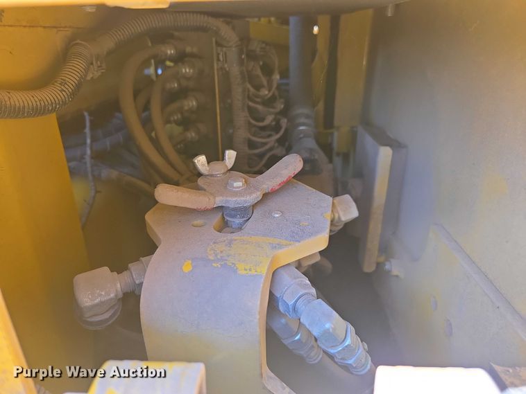 image for item EA5451 2021 Komatsu PC170LC-11 excavator