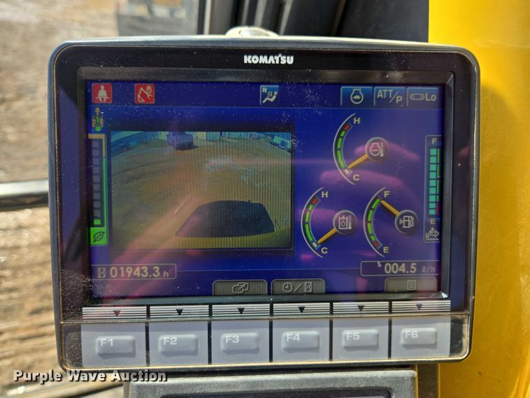 image for item EA5451 2021 Komatsu PC170LC-11 excavator