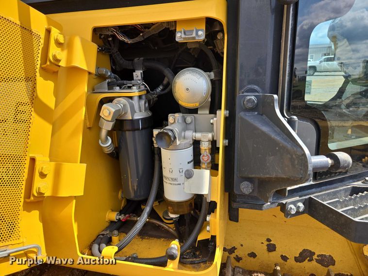 image for item EA5452 2020 Komatsu D51PX-24 dozer