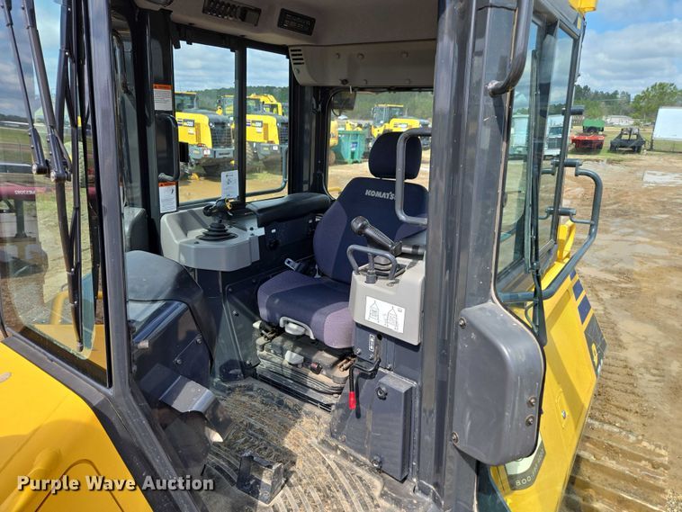 image for item EA5452 2020 Komatsu D51PX-24 dozer