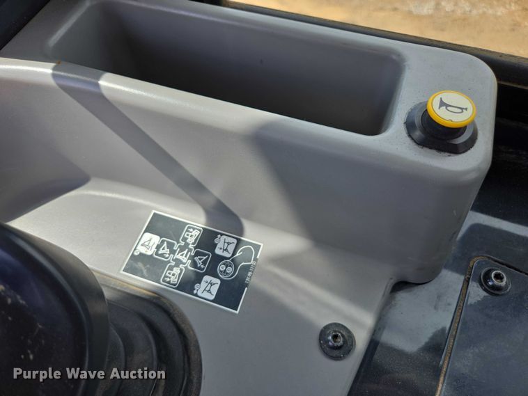 image for item EA5452 2020 Komatsu D51PX-24 dozer