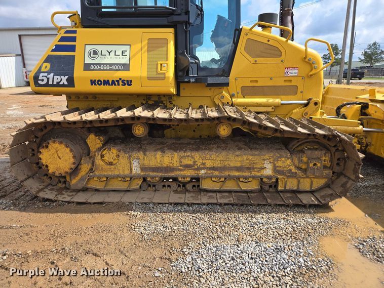 image for item EA5452 2020 Komatsu D51PX-24 dozer
