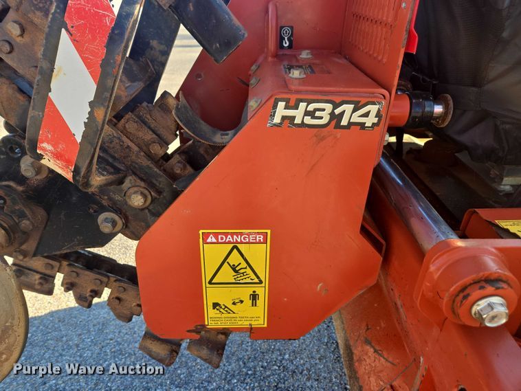image for item EA5460 2016 Ditch Witch RT45 trencher