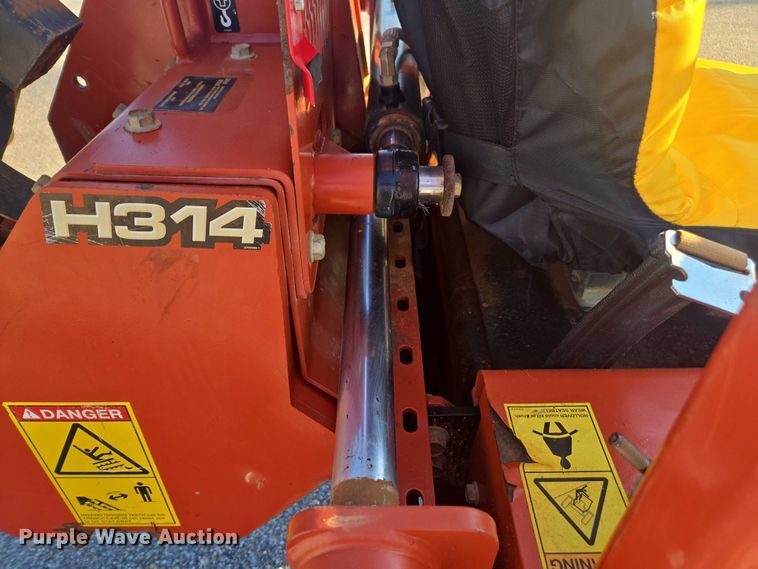 image for item EA5460 2016 Ditch Witch RT45 trencher