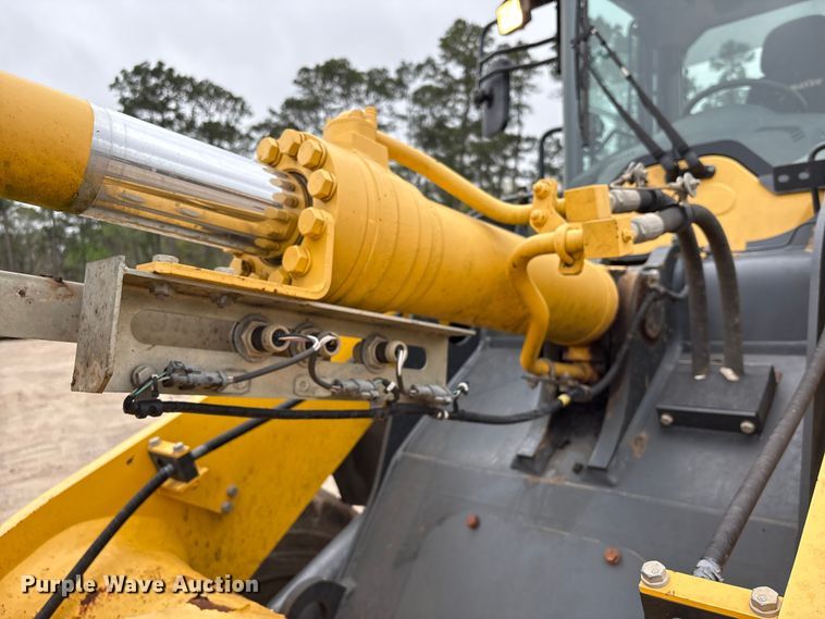 image for item EA7228 2019 Komatsu WA270 wheel loader