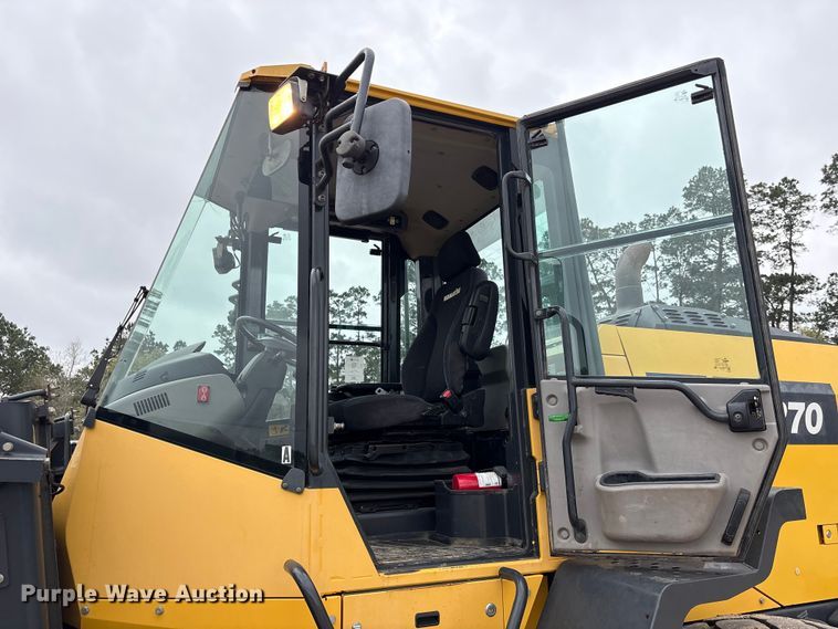 image for item EA7228 2019 Komatsu WA270 wheel loader