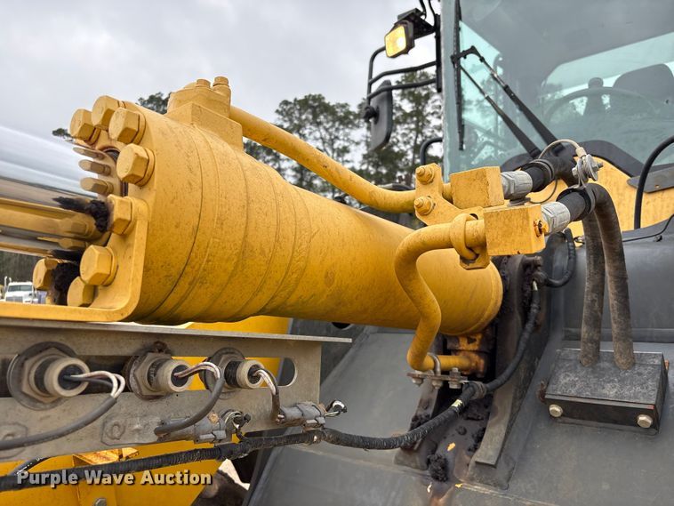 image for item EA7229 2019 Komatsu WA270 wheel loader