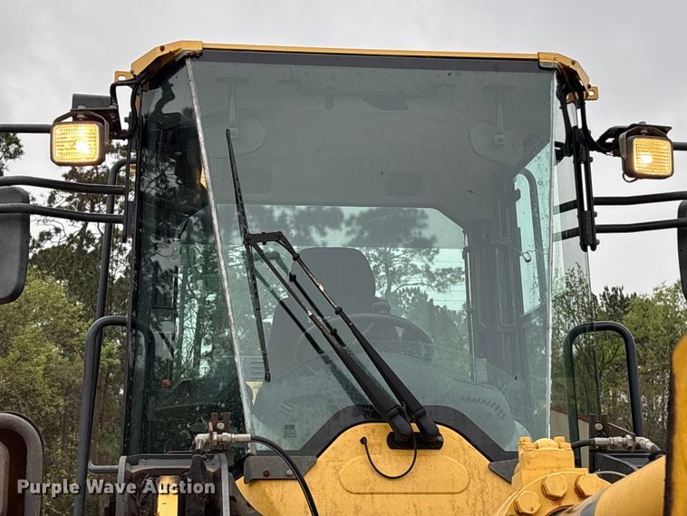 image for item EA7229 2019 Komatsu WA270 wheel loader