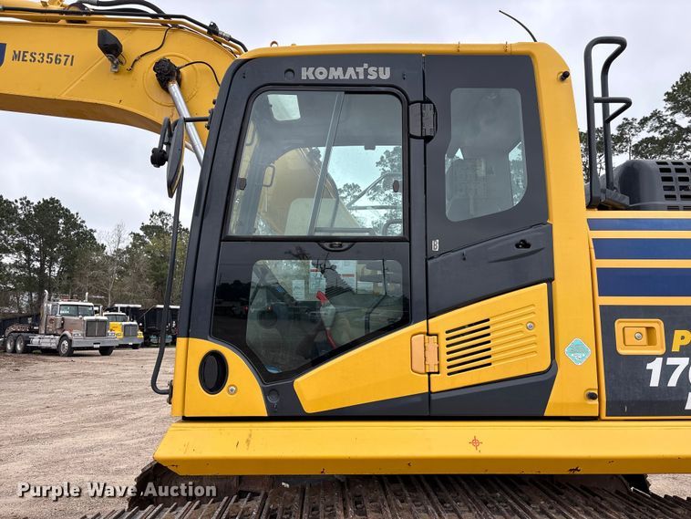 image for item EA7230 2019 Komatsu PC170LC-11 excavator