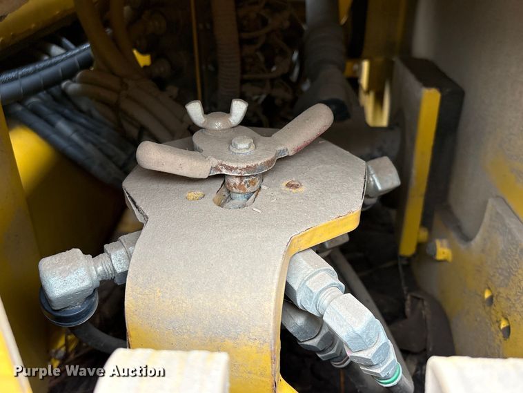 image for item EA7230 2019 Komatsu PC170LC-11 excavator