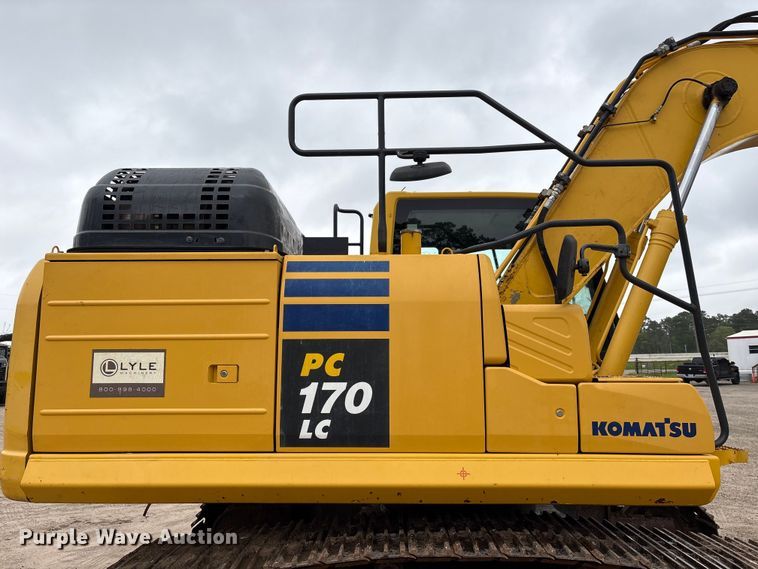 image for item EA7230 2019 Komatsu PC170LC-11 excavator