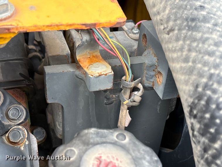 image for item EA7230 2019 Komatsu PC170LC-11 excavator