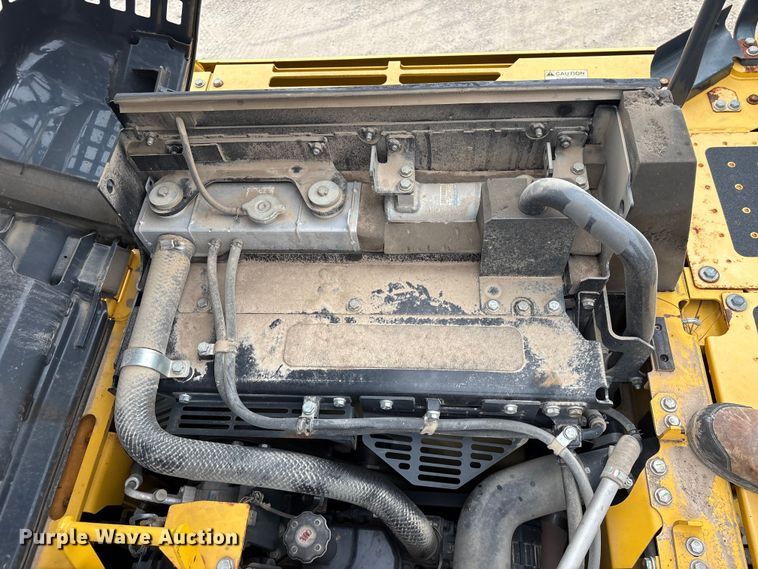 image for item EA7230 2019 Komatsu PC170LC-11 excavator