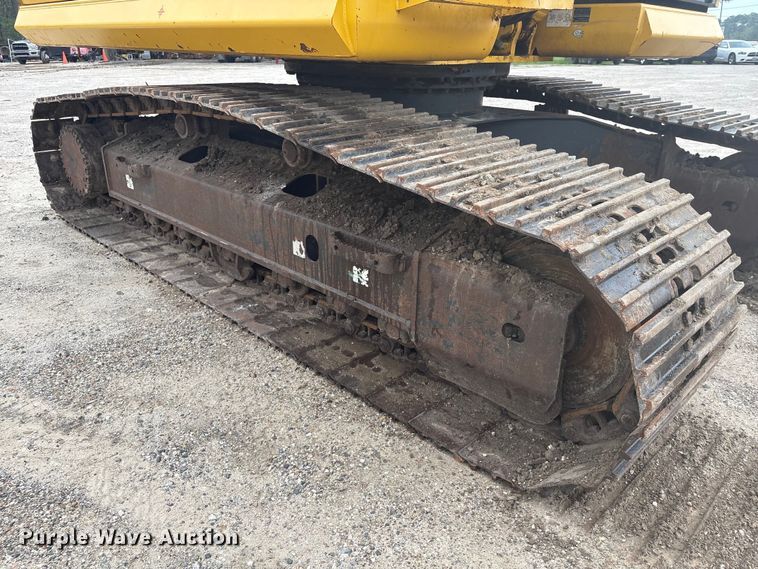 image for item EA7230 2019 Komatsu PC170LC-11 excavator