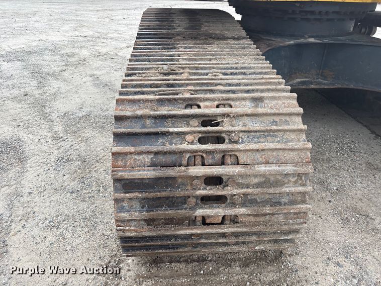 image for item EA7230 2019 Komatsu PC170LC-11 excavator