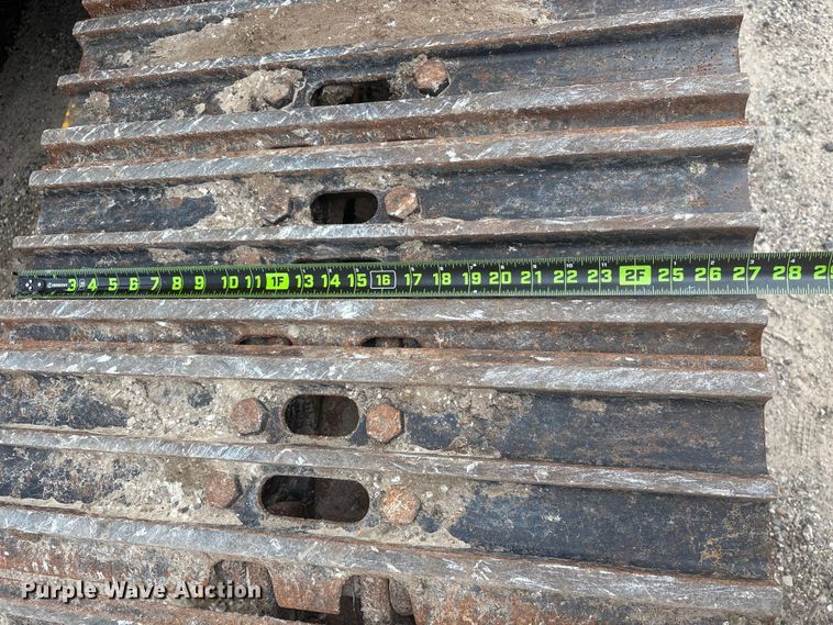 image for item EA7230 2019 Komatsu PC170LC-11 excavator