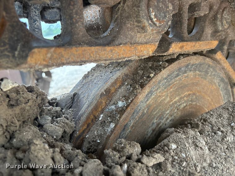 image for item EA7230 2019 Komatsu PC170LC-11 excavator