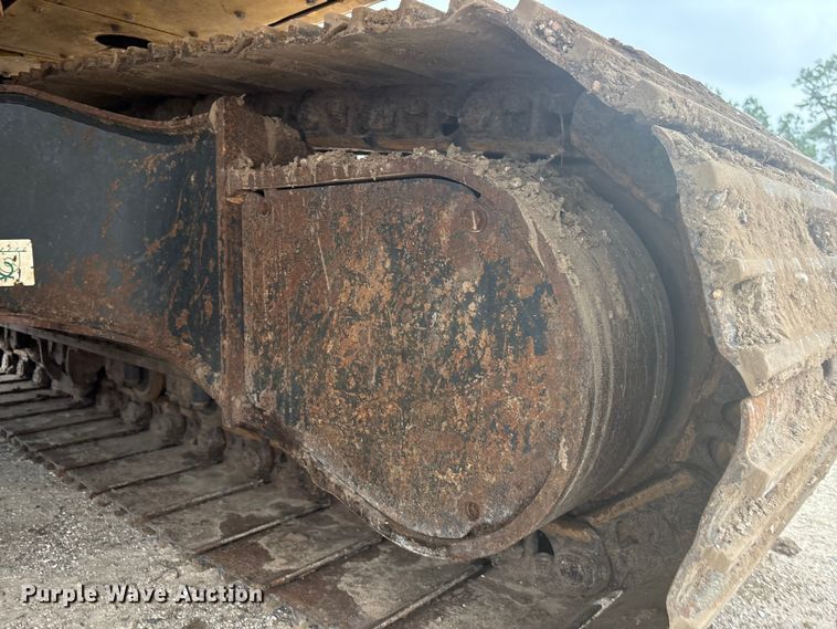 image for item EA7230 2019 Komatsu PC170LC-11 excavator