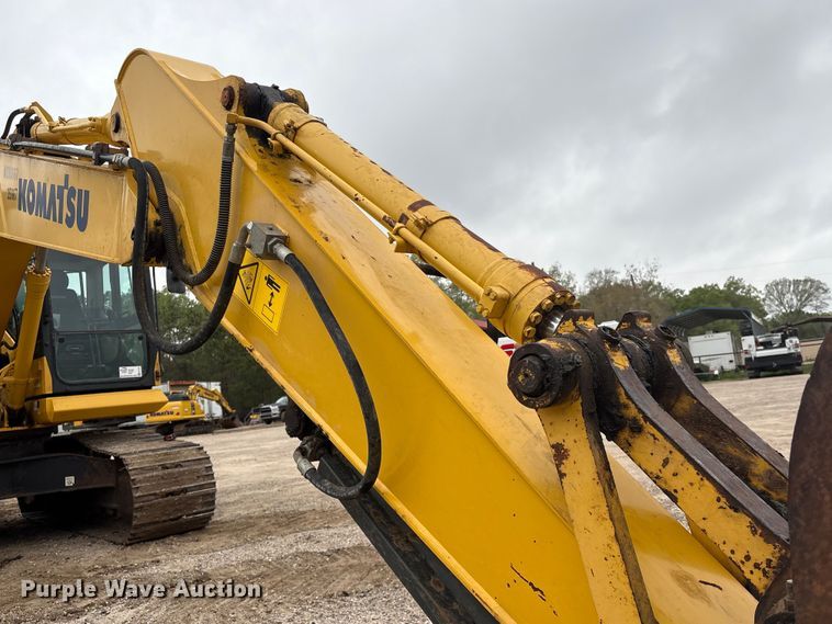 image for item EA7231 2019 Komatsu PC170LC-11 excavator