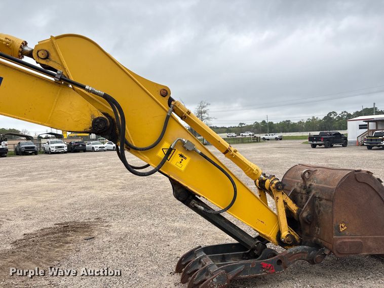 image for item EA7231 2019 Komatsu PC170LC-11 excavator