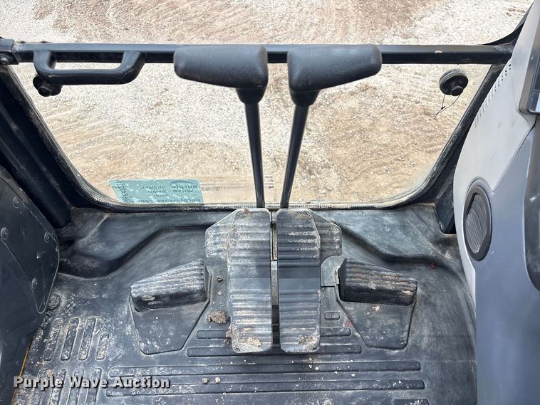 image for item EA7231 2019 Komatsu PC170LC-11 excavator