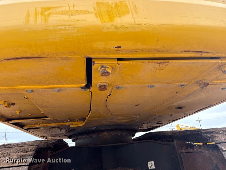 image for item EA7231 2019 Komatsu PC170LC-11 excavator