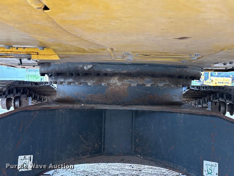 image for item EA7231 2019 Komatsu PC170LC-11 excavator