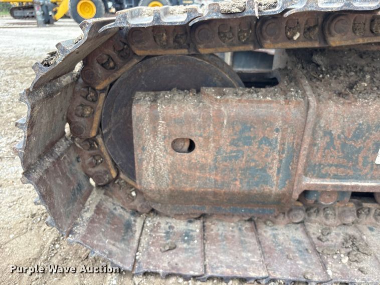 image for item EA7231 2019 Komatsu PC170LC-11 excavator