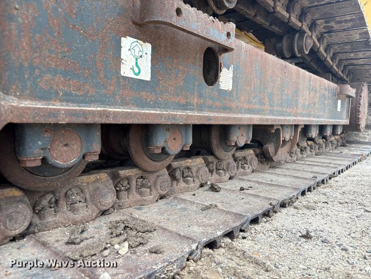 image for item EA7231 2019 Komatsu PC170LC-11 excavator