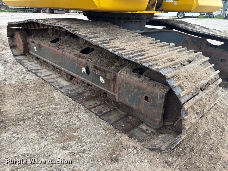 image for item EA7231 2019 Komatsu PC170LC-11 excavator