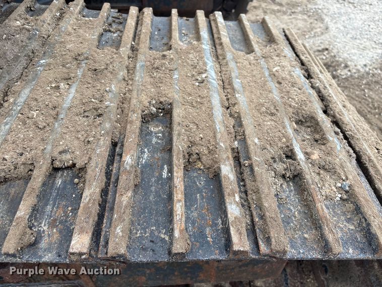 image for item EA7231 2019 Komatsu PC170LC-11 excavator